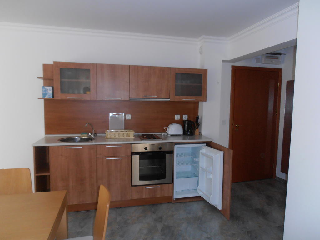 Monastery 3 Apartments Tmf 팜포로보 객실 사진